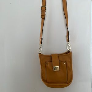 Cute small-medium soft leather crossbody